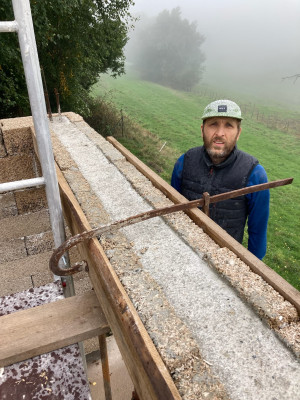 Inspection des linteaux après le remplissage avec du béton