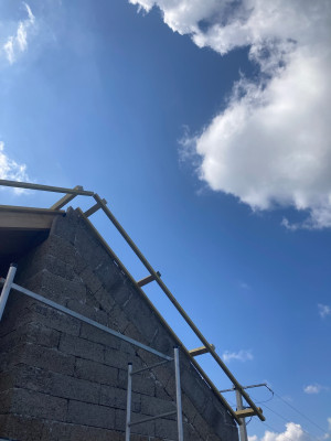 Fabriquation des débords de toit sur les pignons